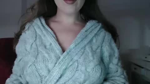 Pola online show from December 6, 9:57 pm