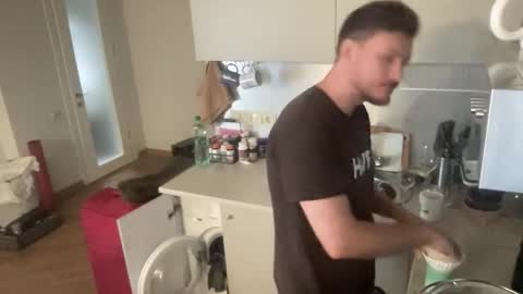 Snapshot of imnotall chatting on September 19, 8:05 am imnotall online show from September 19, 8:05 am