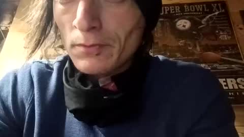 Imstuckhere online show from January 7, 9:56 am