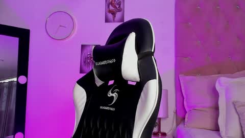 Snapshot of imtami04 chatting on April 5, 5:32 pm imtami04 online show from April 5, 5:32 pm