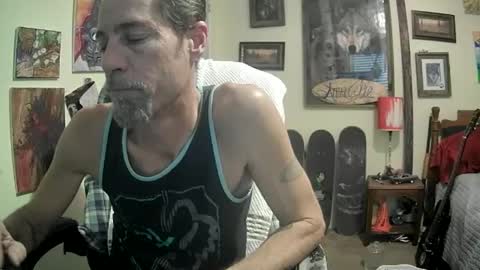 imtru online show from October 31, 8:10 pm