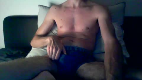 Snapshot of imustwork chatting on July 15, 9:09 pm imustwork online show from July 15, 9:09 pm