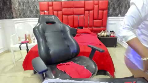 Karina online show from November 7, 7:47 pm