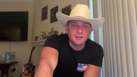 Inmate1993 online show from May 12, 5:32 pm