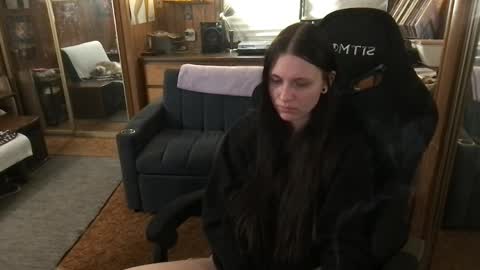 Carter online show from April 5, 4:20 am