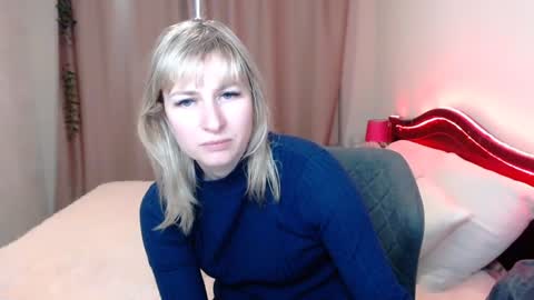 Snapshot of incredible_ariela chatting on January 4, 1:21 pm incredible_ariela online show from January 4, 1:21 pm