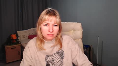 Snapshot of incredible_ariela chatting on January 14, 8:41 am incredible_ariela online show from January 14, 8:41 am