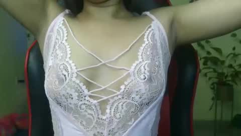 Snapshot of indian_bite69 chatting on June 9, 5:35 pm indian_bite69 online show from June 9, 5:35 pm