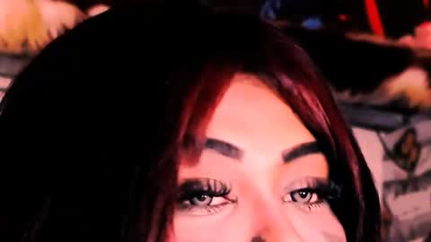 Snapshot of indian_dreamgirl chatting on March 5, 2:18 am Bella Ambrosia online show from March 5, 2:18 am