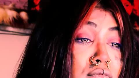 Snapshot of indian_dreamgirl chatting on March 12, 12:00 pm Bella Ambrosia online show from March 12, 12:00 pm