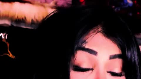 Bella Ambrosia online show from May 7, 1:44 am