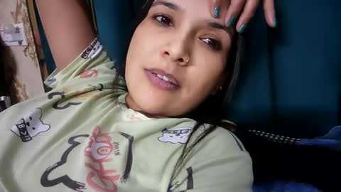 priya online show from May 14, 11:22 pm