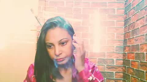 Snapshot of indian_spice_girl chatting on July 5, 5:25 am indian_spice_girl online show from July 5, 5:25 am