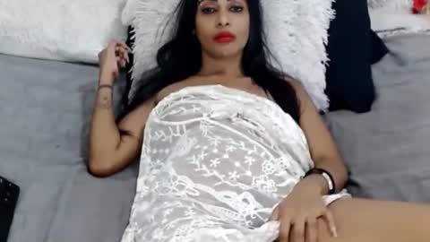 Snapshot of indian_swaggerliciousx chatting on April 12, 3:11 am Jazmin online show from April 12, 3:11 am
