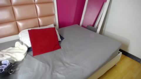 indian_whore18 online show from November 22, 9:58 pm