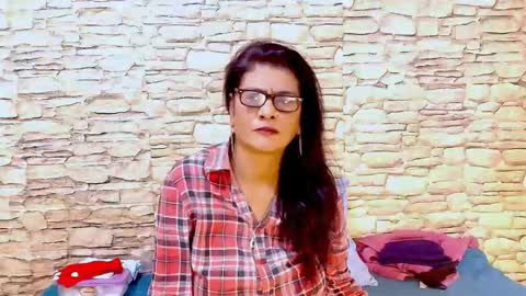 Snapshot of indianallure chatting on July 7, 5:32 am Femiez online show from July 7, 5:32 am