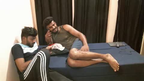 indianbighard21 online show from April 18, 1:37 pm