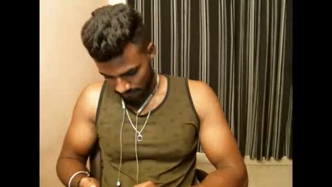 Snapshot of indianbull2023 chatting on May 17, 12:45 pm indian slim boy with big for u online show from May 17, 12:45 pm