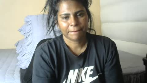 Snapshot of indiandreams_ chatting on July 22, 10:29 am Palavi online show from July 22, 10:29 am