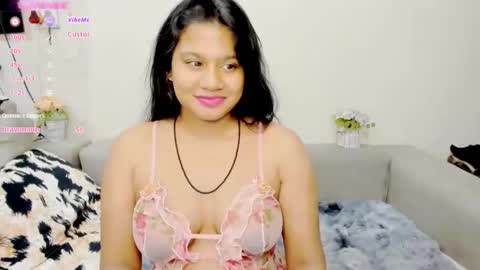 PARADISEQUEEN online show from January 20, 2:25 pm