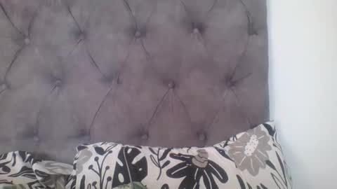 Snapshot of indianjasmin chatting on February 1, 9:00 am priya online show from February 1, 9:00 am