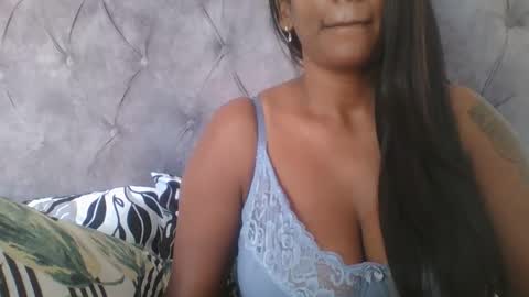 Snapshot of indianjasmin chatting on February 27, 6:29 am priya online show from February 27, 6:29 am