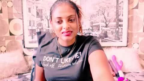 indianplaymate online show from February 5, 6:07 am