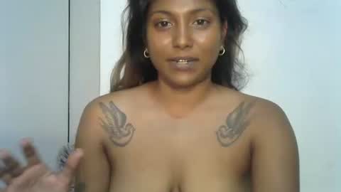 indianqtpie6 online show from February 13, 6:53 am