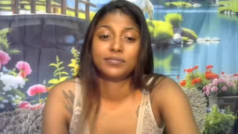 Snapshot of indianqtpie6 chatting on July 8, 6:12 pm indianqtpie6 online show from July 8, 6:12 pm