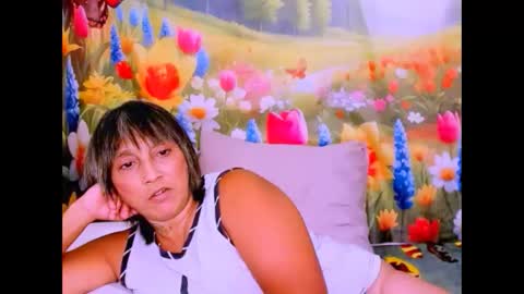 Snapshot of indianroxy27 chatting on February 7, 2:37 am indianroxy27 online show from February 7, 2:37 am