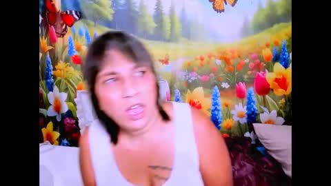 Snapshot of indianroxy27 chatting on February 13, 2:18 am indianroxy27 online show from February 13, 2:18 am