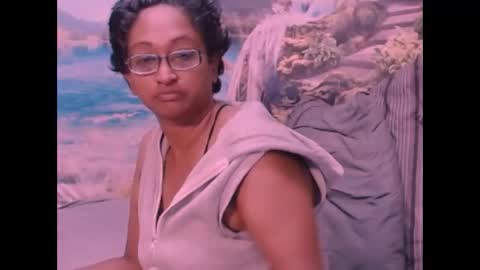 Snapshot of indianspicy69 chatting on February 12, 2:14 am Shreya online show from February 12, 2:14 am