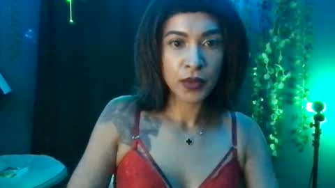 Snapshot of indiemarz chatting on October 2, 6:31 am IndieMarz online show from October 2, 6:31 am