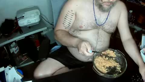 Snapshot of indigolvr chatting on June 22, 5:04 am BroLOU online show from June 22, 5:04 am