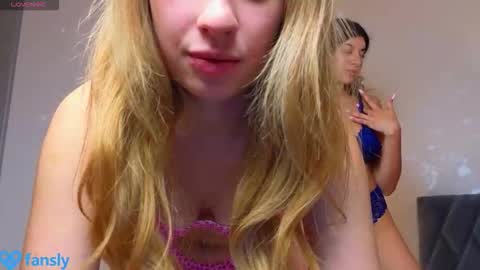 Felise and Kaely online show from September 27, 7:41 pm