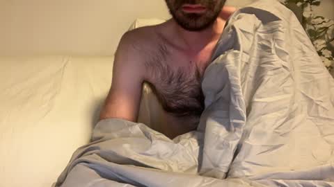 Snapshot of indiscriminator chatting on December 26, 5:04 am just1dude online show from December 26, 5:04 am