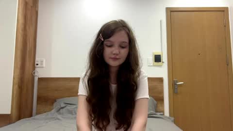 Viola online show from May 21, 12:56 pm