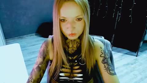 Snapshot of inesdesire chatting on September 30, 3:17 pm InesDesire online show from September 30, 3:17 pm