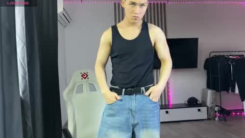 Snapshot of infernolust chatting on March 28, 11:54 am InfernoLust online show from March 28, 11:54 am