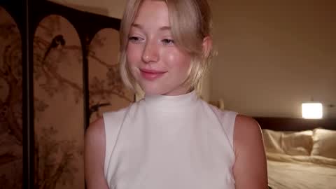 Snapshot of infinitysoul_ chatting on November 3, 4:08 pm Alexa..  Inst     Fansly infinitysoul  online show from November 3, 4:08 pm