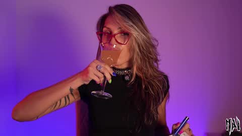 Snapshot of informal_ chatting on September 26, 9:08 pm MAL ---  online show from September 26, 9:08 pm