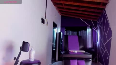 Snapshot of ink_demon chatting on October 16, 11:55 am demon online show from October 16, 11:55 am