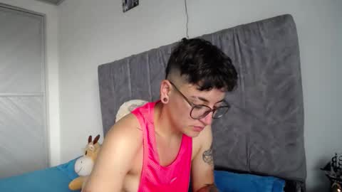 lyan onlyfans n linda online show from April 17, 6:22 pm