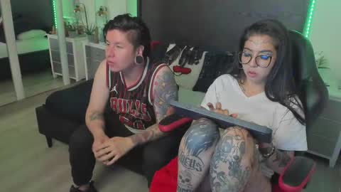 inkedsinners_ online show from May 25, 11:27 am