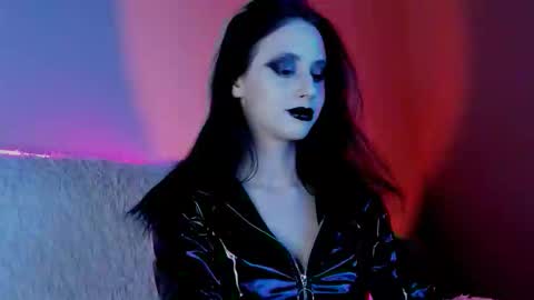 Venera  online show from October 10, 4:17 pm