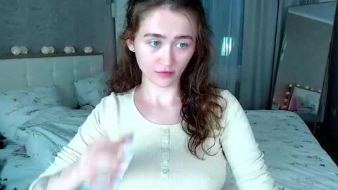 Lina online show from May 27, 4:15 pm