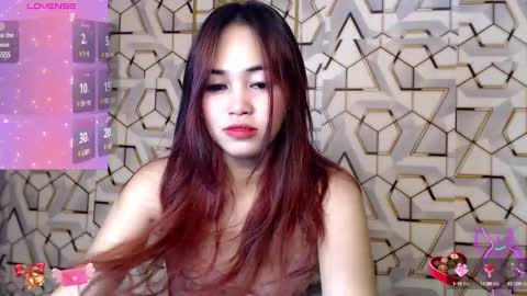 Snapshot of innocent_belle chatting on December 16, 9:20 pm Belle online show from December 16, 9:20 pm