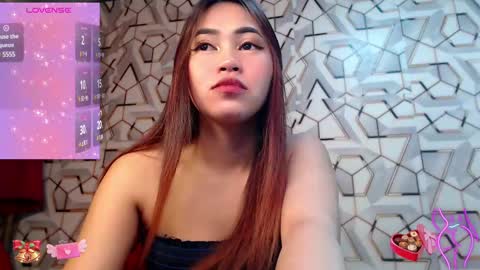 Snapshot of innocent_belle chatting on February 7, 7:38 pm Belle online show from February 7, 7:38 pm