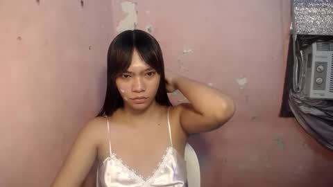 Snapshot of innocent_lover_ziaxx chatting on June 8, 6:25 am your zia online show from June 8, 6:25 am