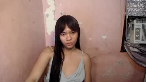 Snapshot of innocent_lover_ziaxx chatting on June 17, 9:12 am your zia online show from June 17, 9:12 am